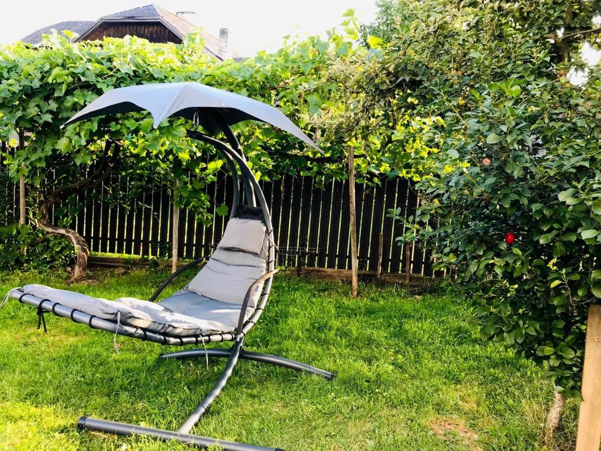 Apartament Vica Гура Хуморулуй Екстериор снимка